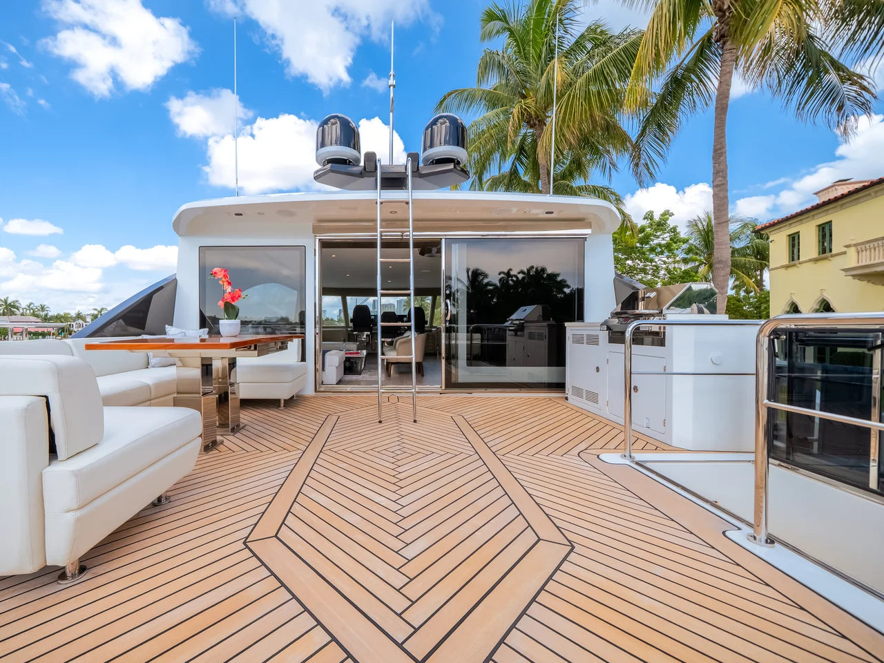2025 Ocean Alexander 27R 88.0 feet, Fort Lauderdale, FL #90