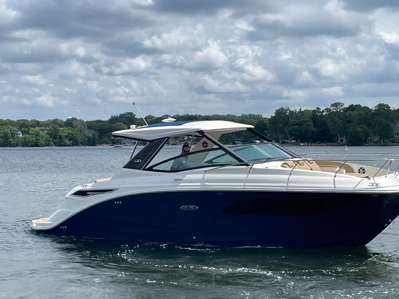 2020 Sea Ray 320 DA 32.0 feet, Excelsior, Minnesota #5