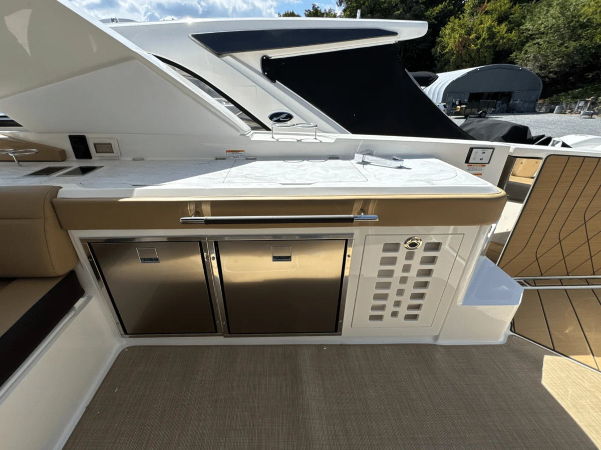 2026 Sea Ray SLX 400 Outboard 40.0 feet, Huntington, NY #19