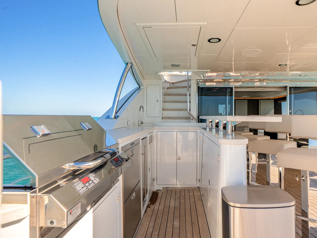 2022 Ocean Alexander 37L 120.0 feet, Fort Lauderdale, FL #95