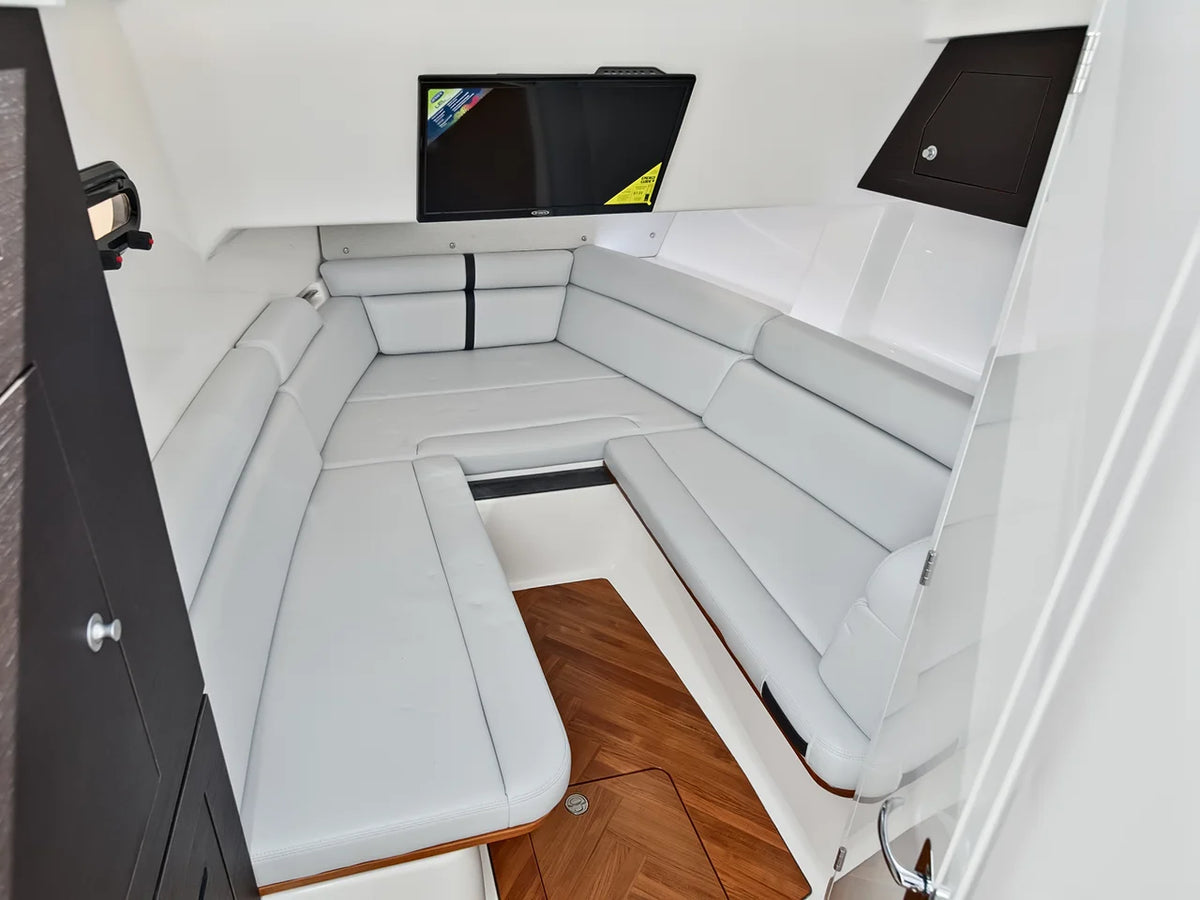 2025 Boston Whaler 350 REALM 35.0 feet, Stuart, Florida #30