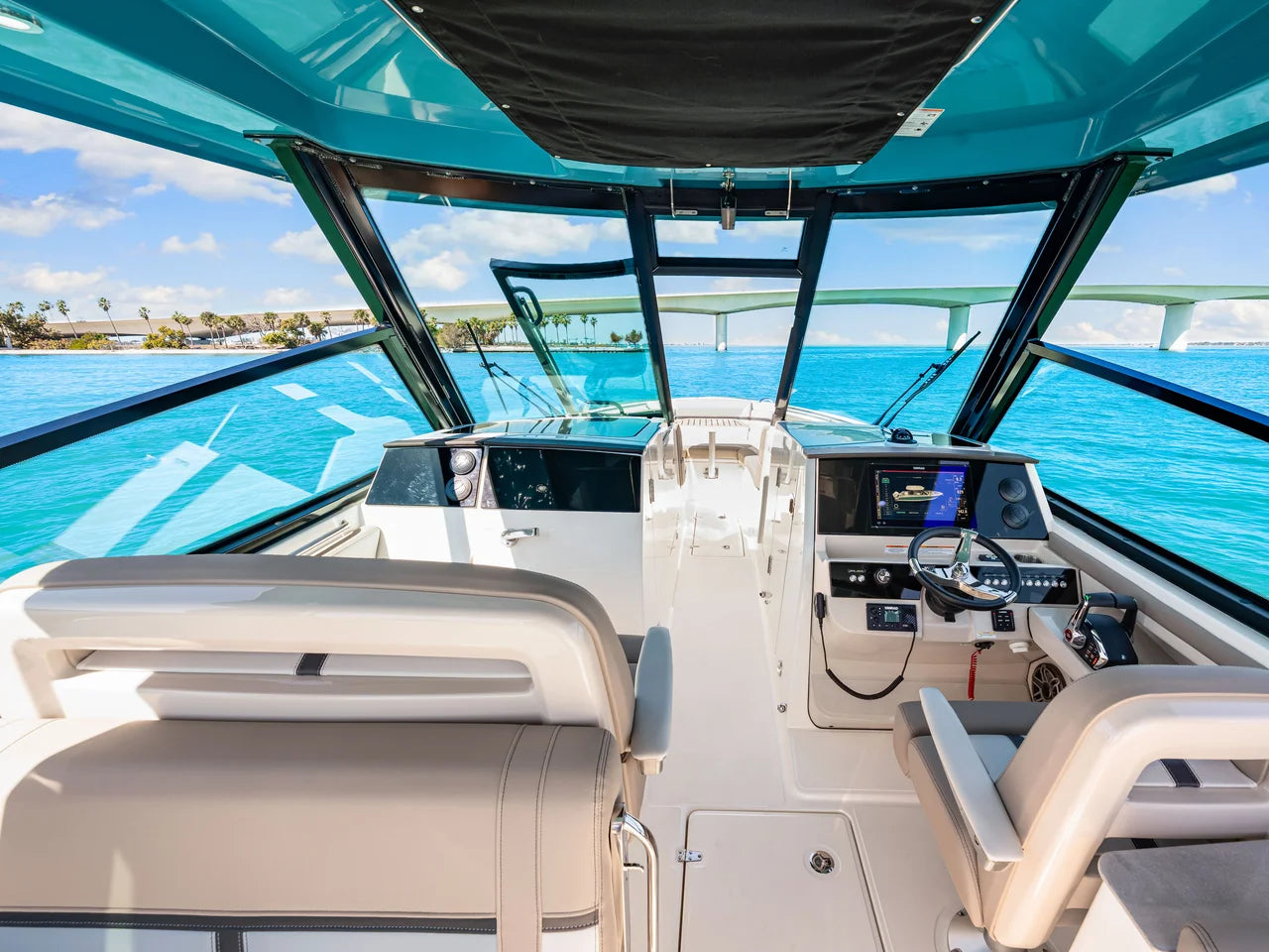 2026 Boston Whaler 330 Vantage 33.0 feet, Sarasota, FL #38