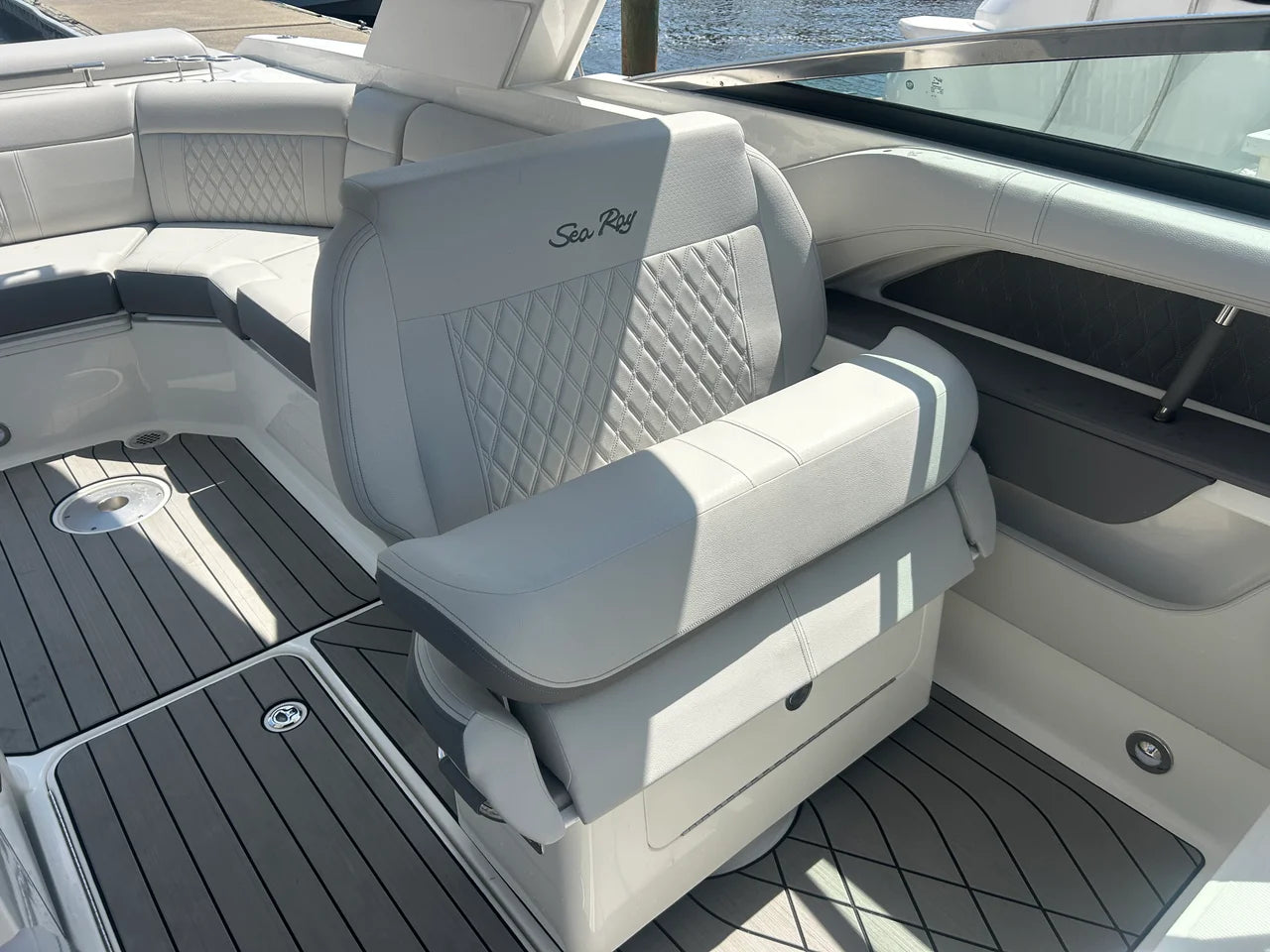 2026 Sea Ray SLX 310 Outboard 31.0 feet, Pensacola, Florida #25