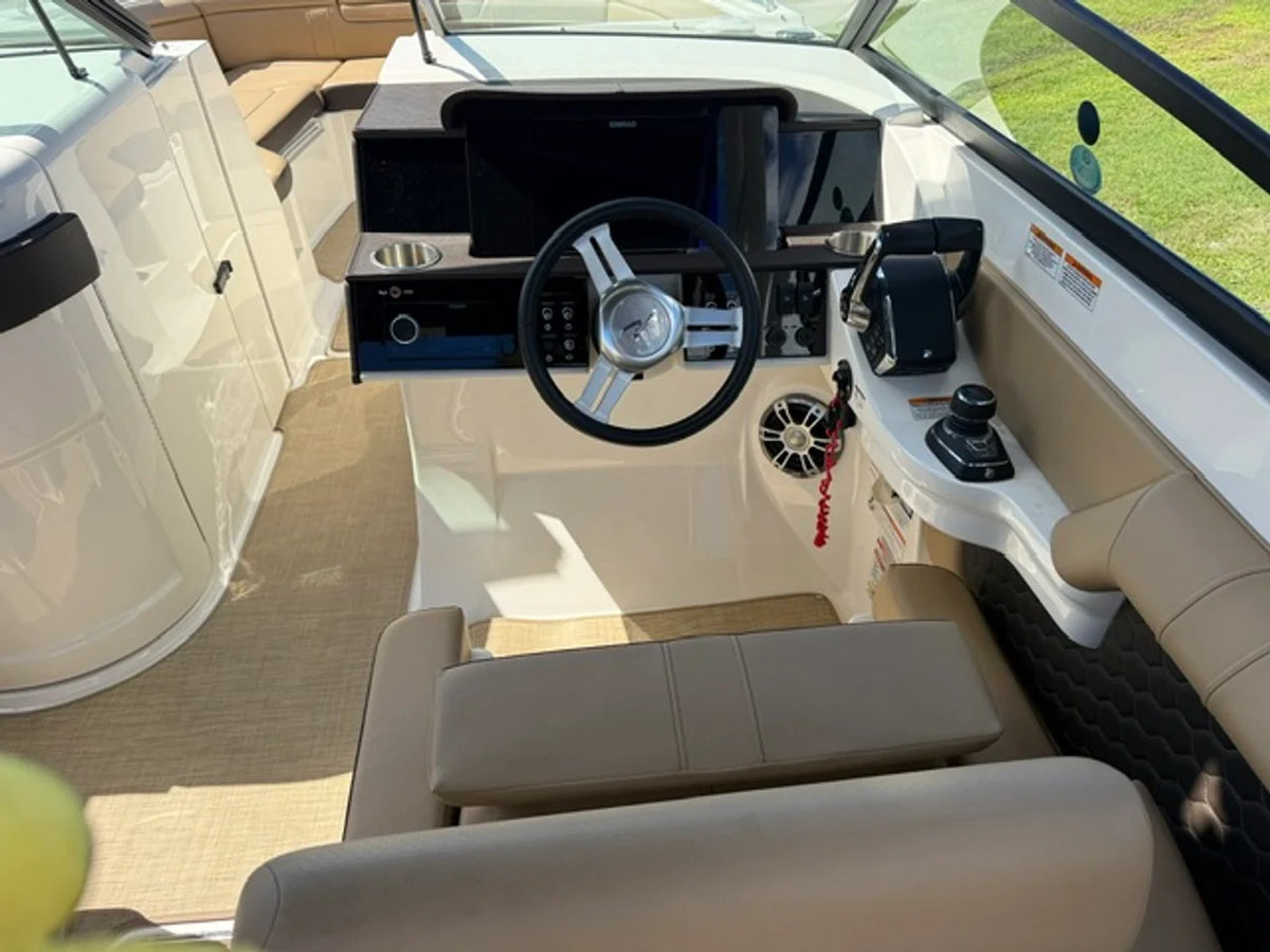 2023 Sea Ray 290 SUNDECK OB 29.0 feet, Venice, Florida #17