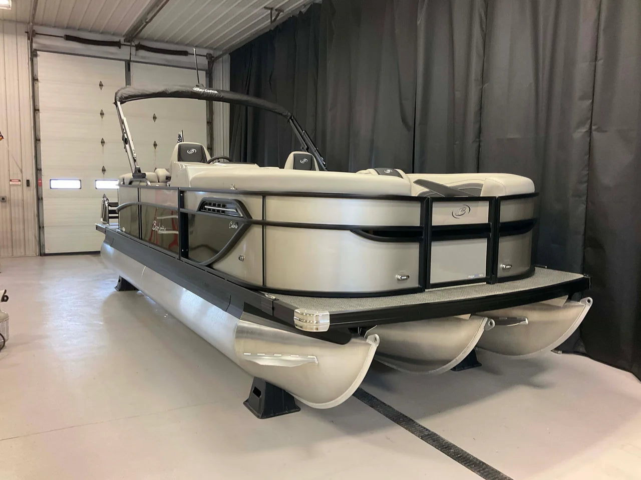 2026 Barletta Cabrio 22 QC 22.0 feet, Crosslake, Minnesota #1