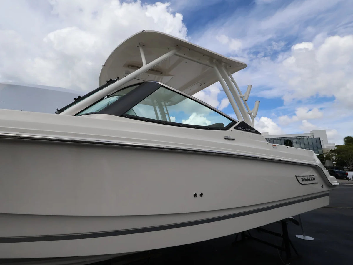 2026 Boston Whaler 240 Vantage 24.0 feet, Naples, Florida #2