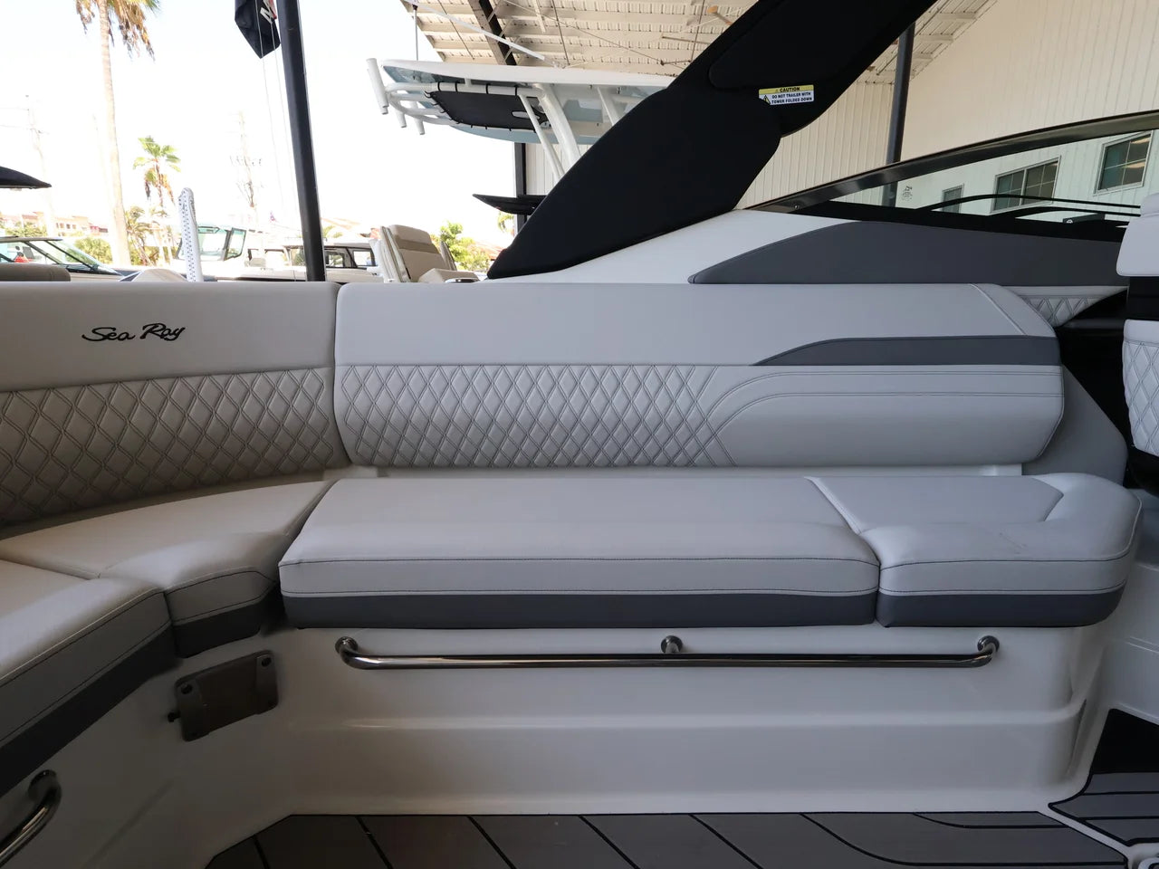 2026 Sea Ray SLX 280 Outboard 28.0 feet, Naples, Florida #11
