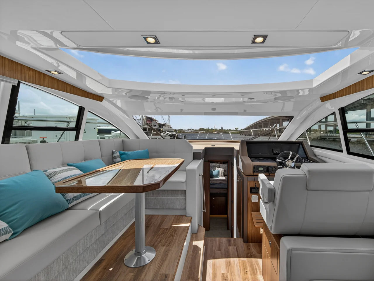 2026 Cruisers Yachts 46 Cantius 46.0 feet, Stuart, Florida #26