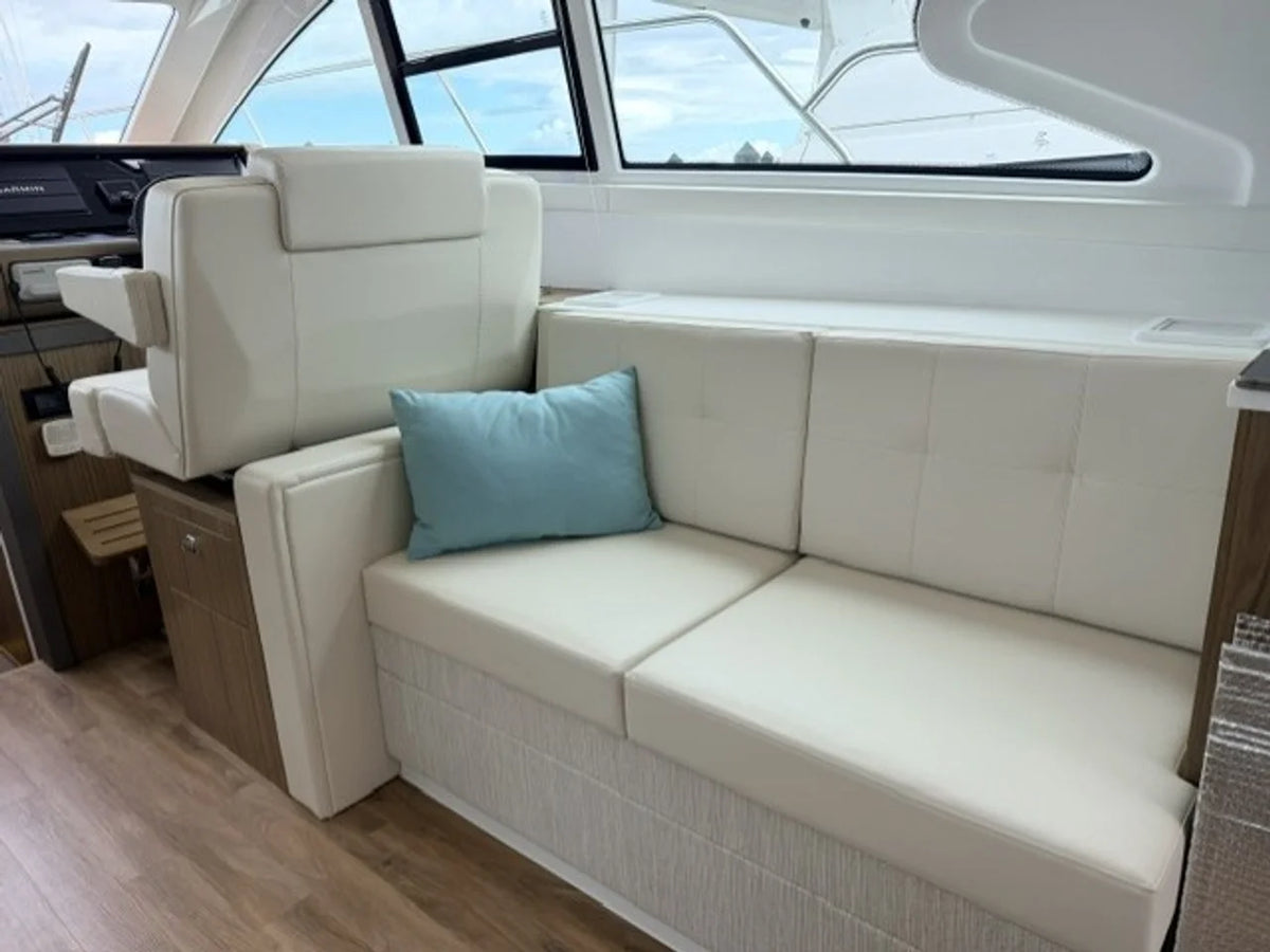 2025 Cruisers Yachts 46 CANTIUS 46.0 feet, Stuart, Florida #52