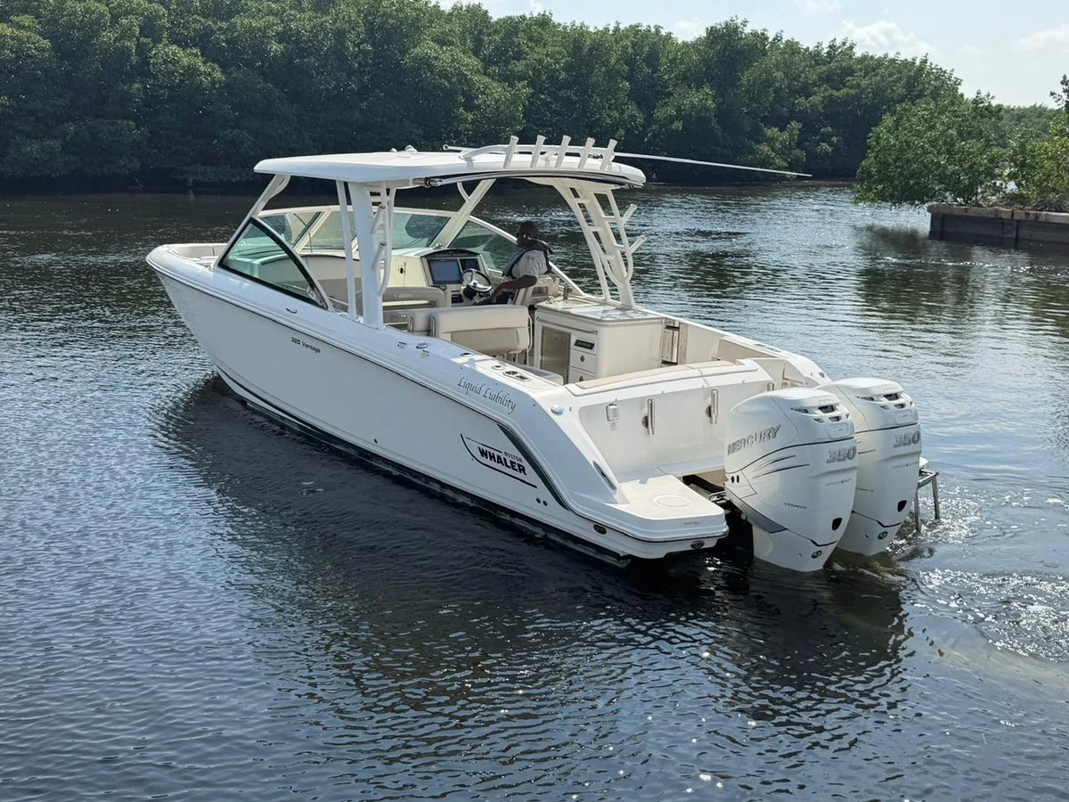 2017 Boston Whaler 320 VANTAGE 32.0 feet, Key Largo, FL #11