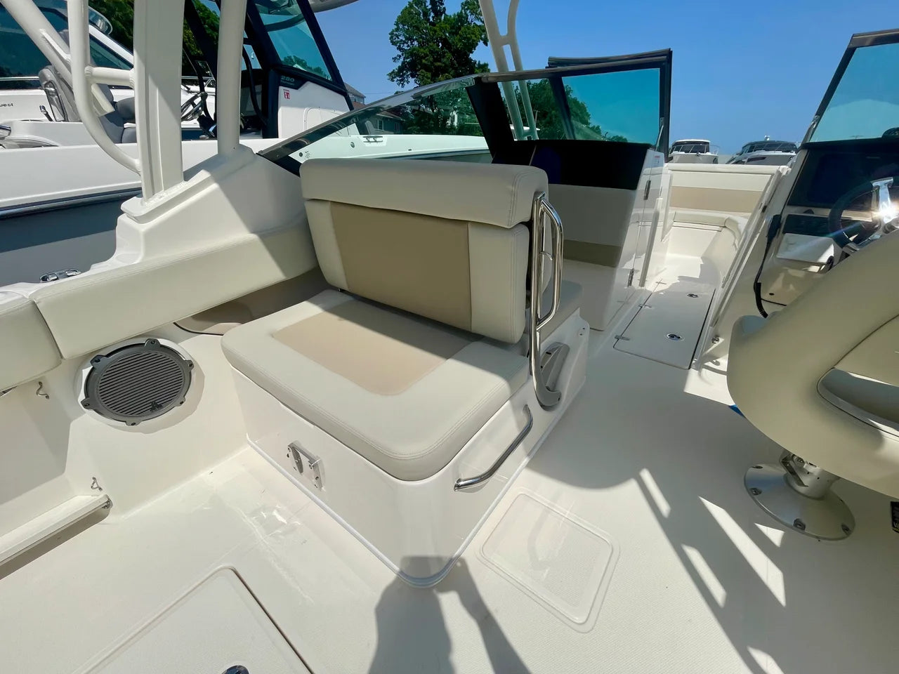 2026 Boston Whaler 240 Vantage 24.0 feet, Quincy, MA #7