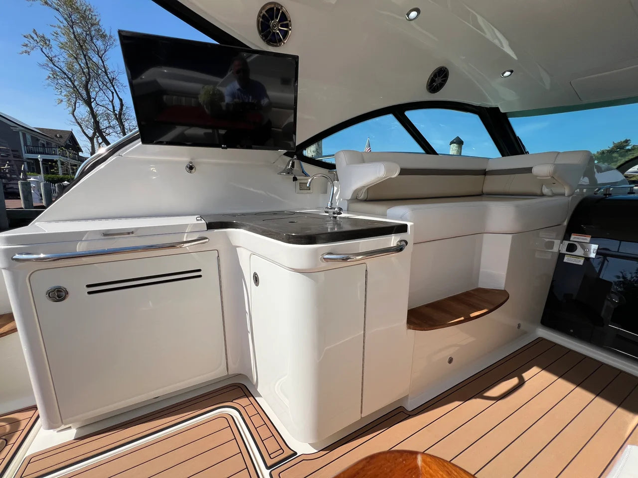 2015 Sea Ray 410 Sundancer 41.0 feet, Huntington, NY #17