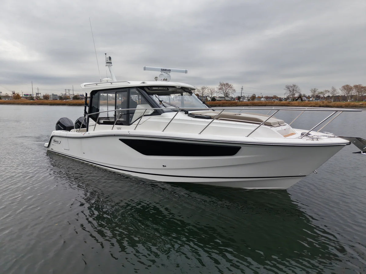 2026 Boston Whaler 365 Conquest 36.0 feet, Norwalk, Connecticut #4