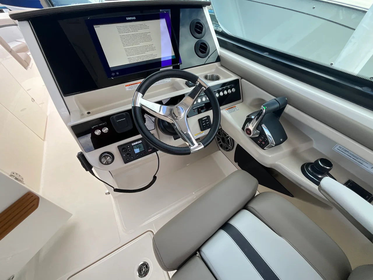 2026 Boston Whaler 330 Vantage 33.0 feet, Jacksonville Beach, Florida #26