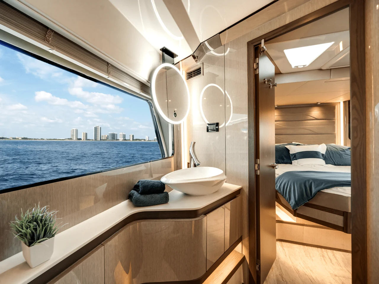 2026 Cruisers Yachts 57 FLY 57.0 feet, Jupiter, Florida #33