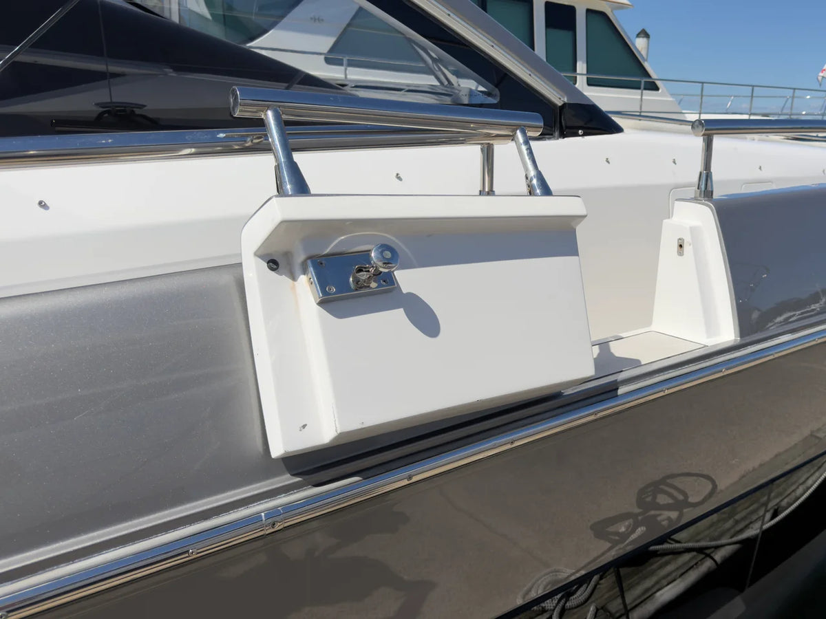 2023 Azimut VERVE 47 47.0 feet, Riverside, CT #107