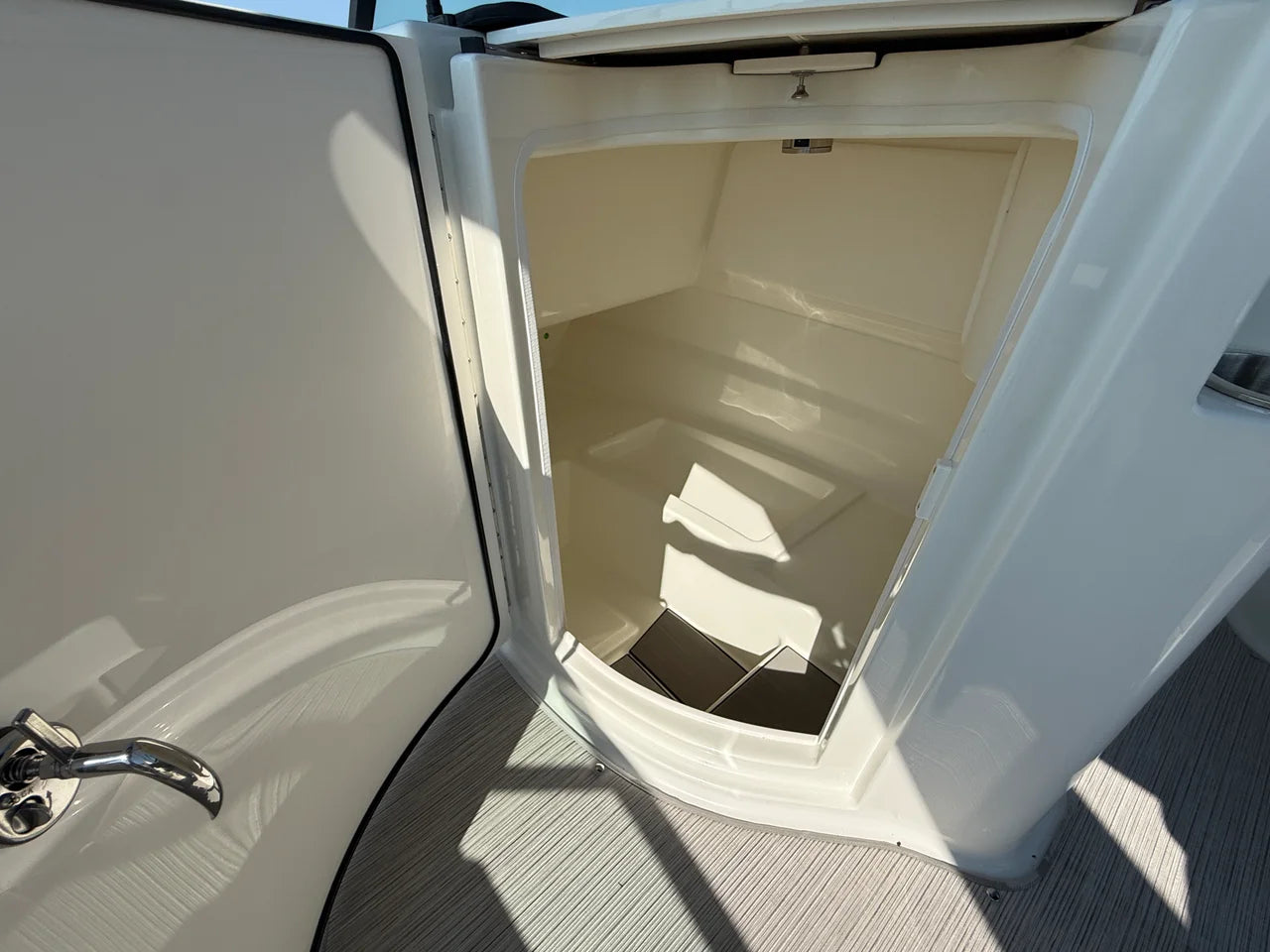 2027 Sea Ray SDX 230 Outboard 23.0 feet, Wrightsville Beach, North Carolina #21