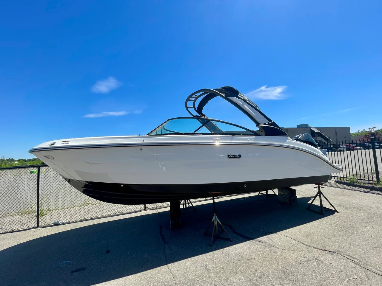 2026 Sea Ray SDX 250 Outboard 25.0 feet, Danvers, Massachusetts #2