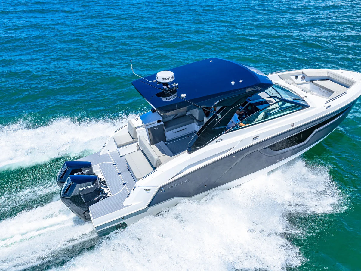 2027 Cruisers Yachts 34 GLS Outboard 34.0 feet, Venice, Florida #19
