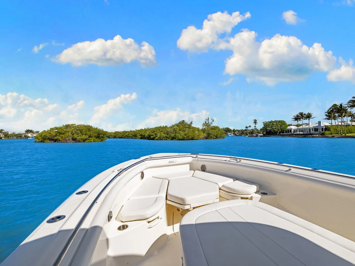2014 Boston Whaler 350 OUTRAGE 35.0 feet, Naples, Florida #21