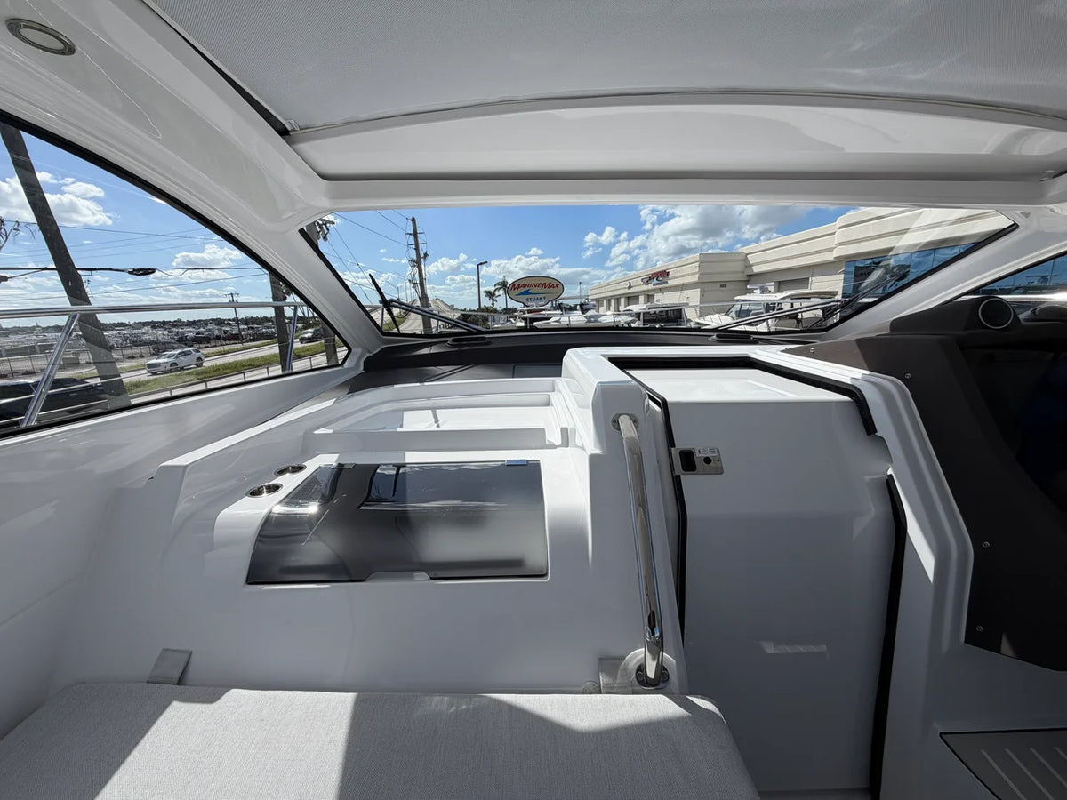 2027 Azimut A45 45.0 feet, Stuart, Florida #34