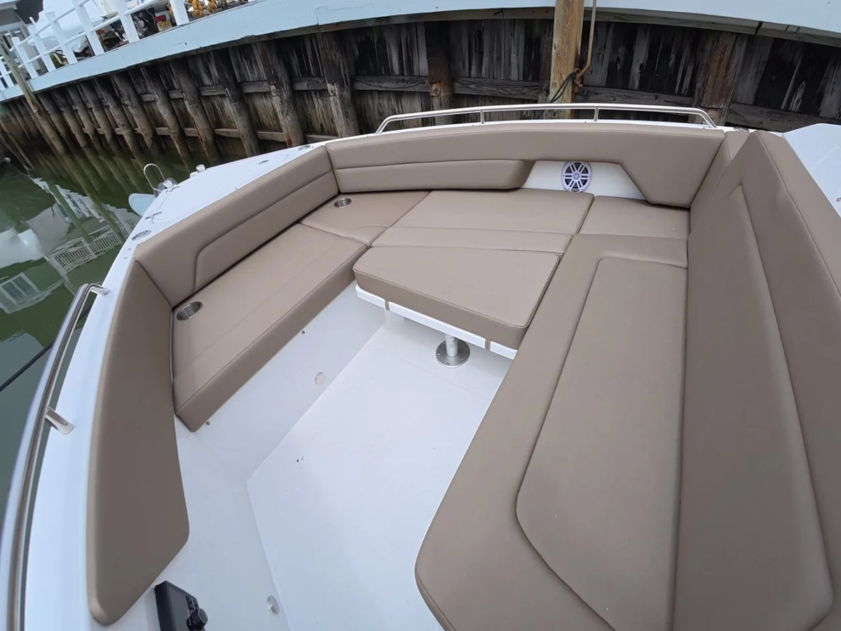 2026 Cruisers Yachts 38 VTR EC 38.0 feet, Somers Point, New Jersey #61