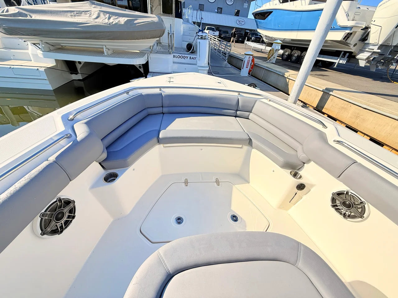2026 Boston Whaler 330 Outrage 33.0 feet, St Petersburg, FL #20