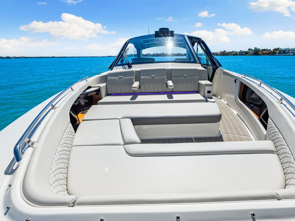 2026 Sea Ray Sundancer 370 Outboard 37.0 feet, Sarasota, FL #54