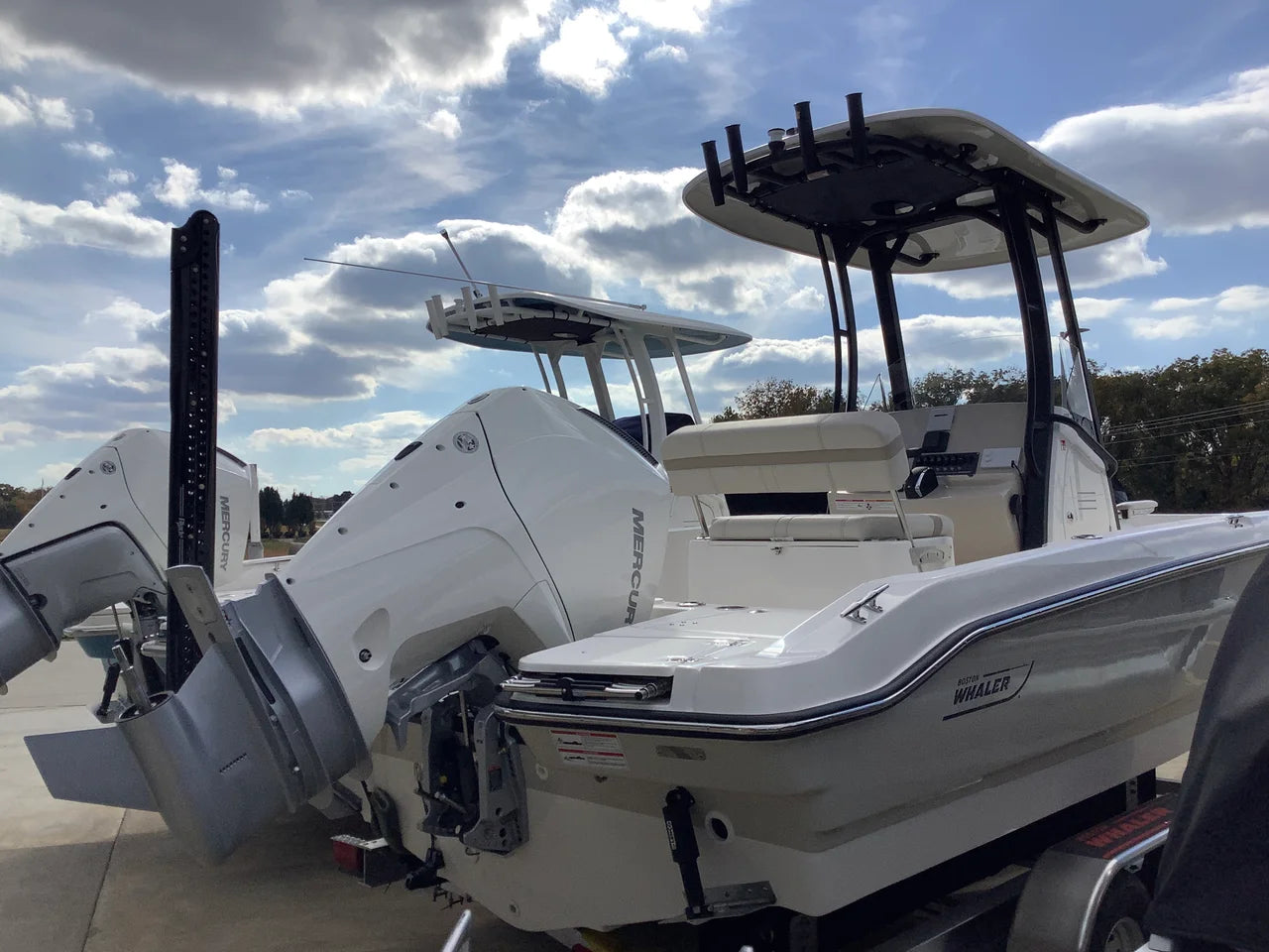 2026 Boston Whaler 220 Dauntless 22.0 feet, Monkey Island, OK #7