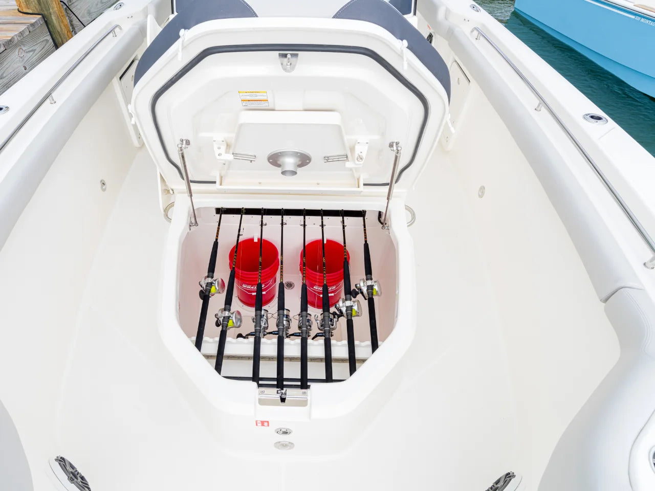 2026 Boston Whaler 330 Outrage 33.0 feet, Inuvik, Northwest Territories #29