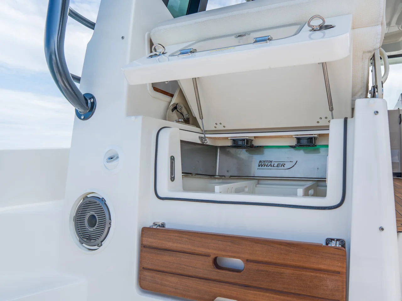 2026 Boston Whaler 405 Conquest 40.0 feet, Wrightsville Beach, North Carolina #17
