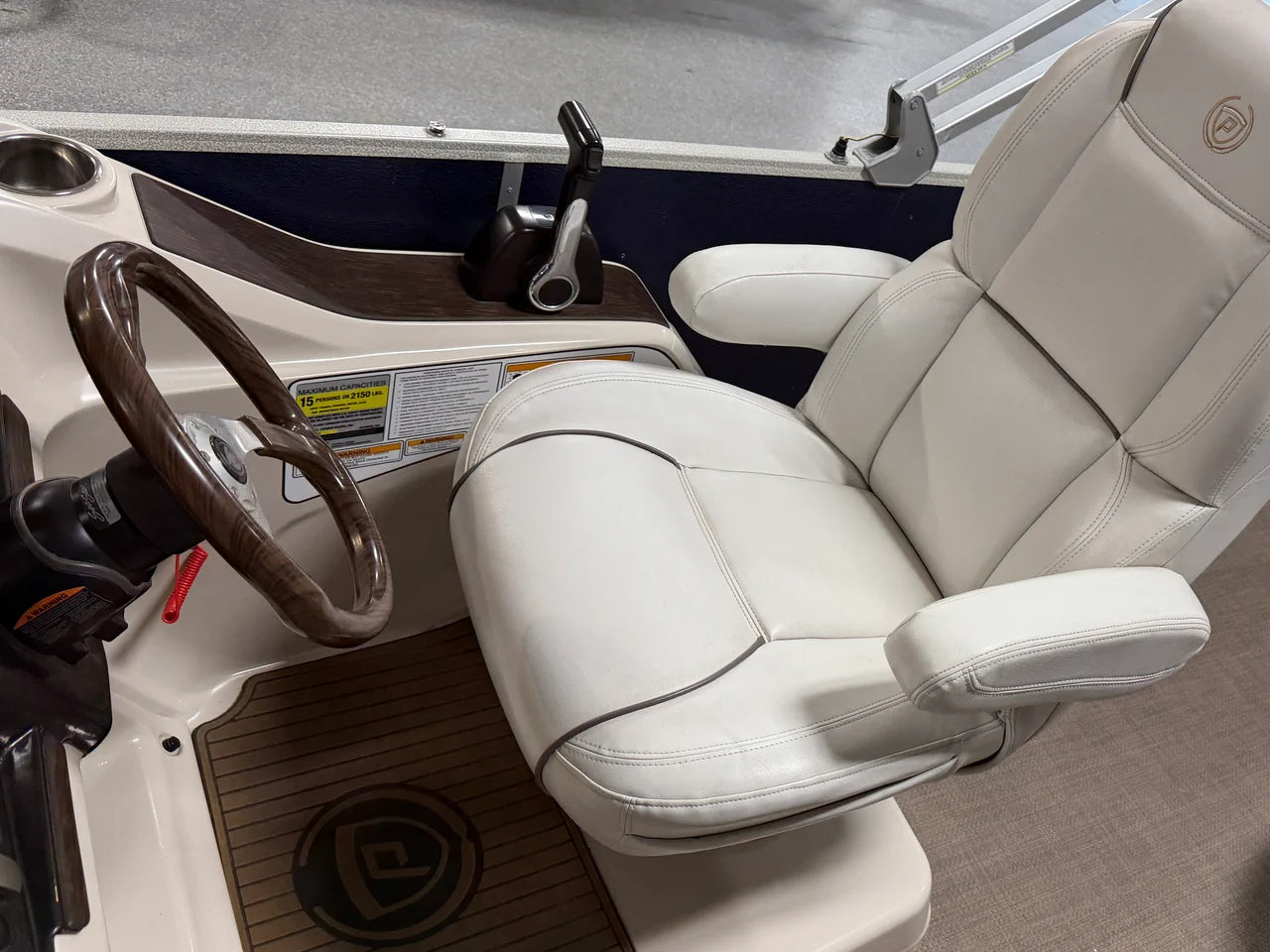 2014 Premier 235 SOLARIS 25.0 feet, Nisswa, Minnesota #34