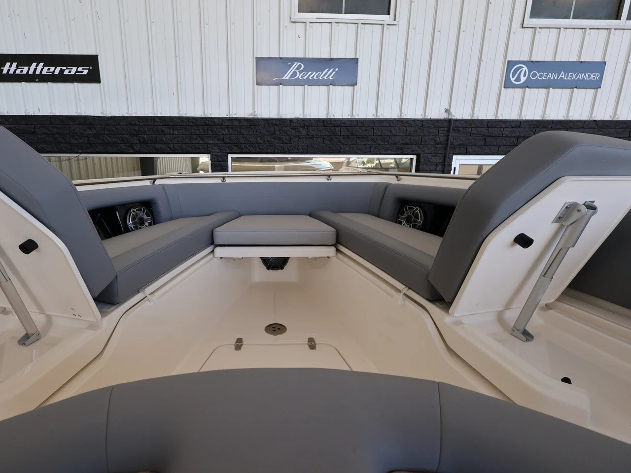 2026 Boston Whaler 360 Outrage 36.0 feet, Naples, Florida #40