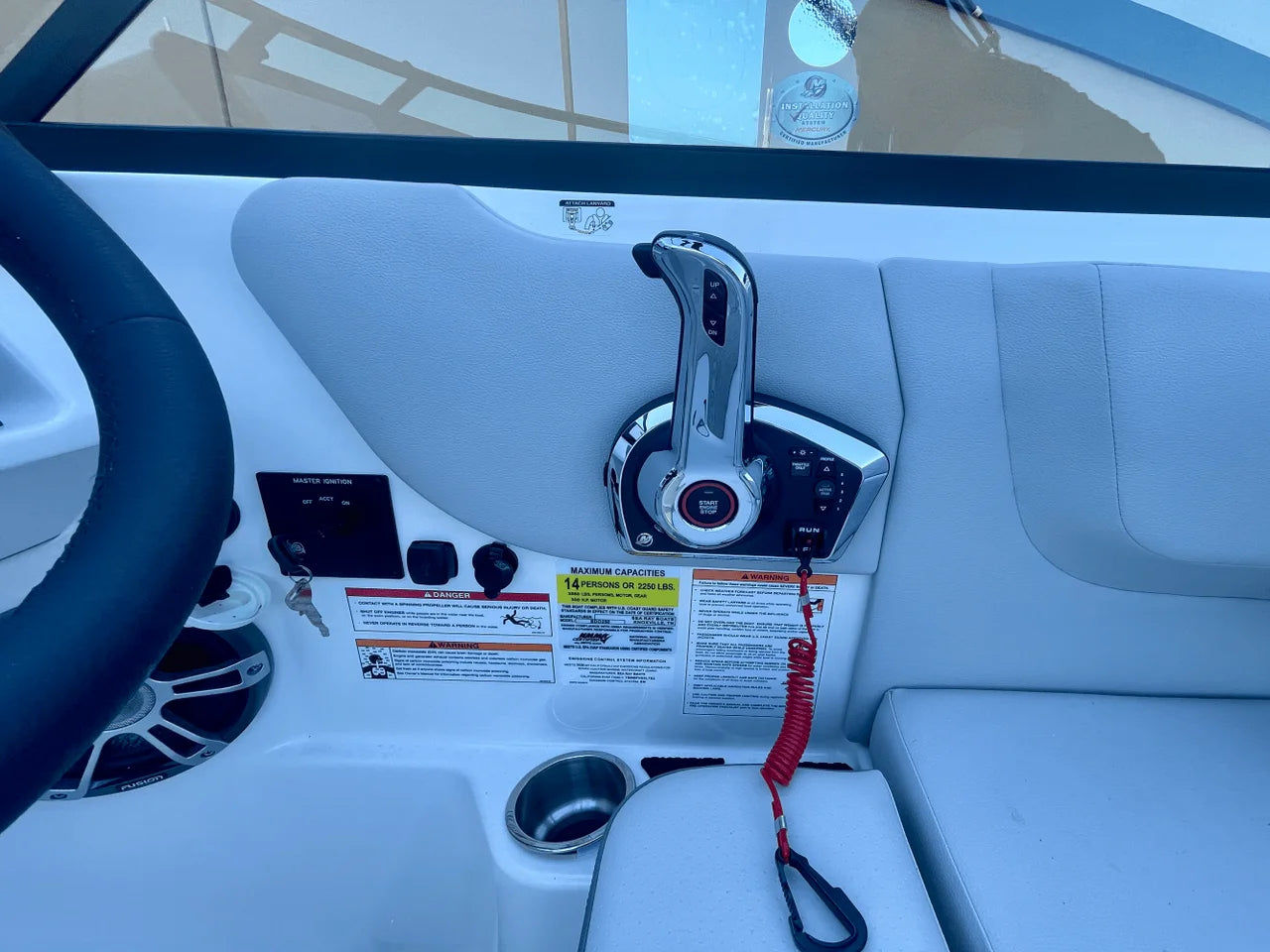 2026 Sea Ray SDX 250 Outboard 25.0 feet, Danvers, Massachusetts #12