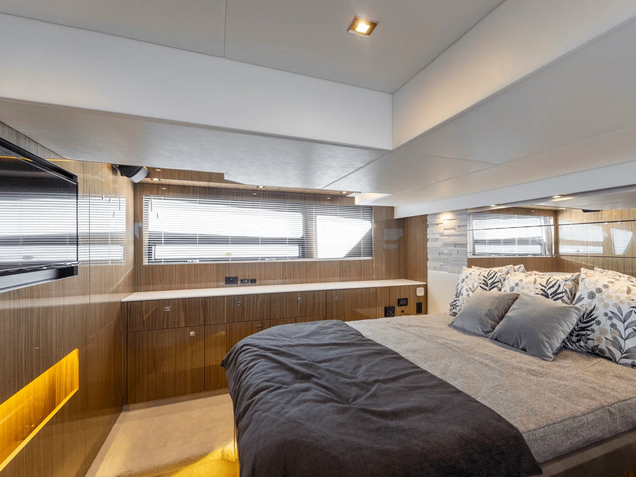 2026 Cruisers Yachts 50 Cantius 50.0 feet, Inuvik, Northwest Territories #51