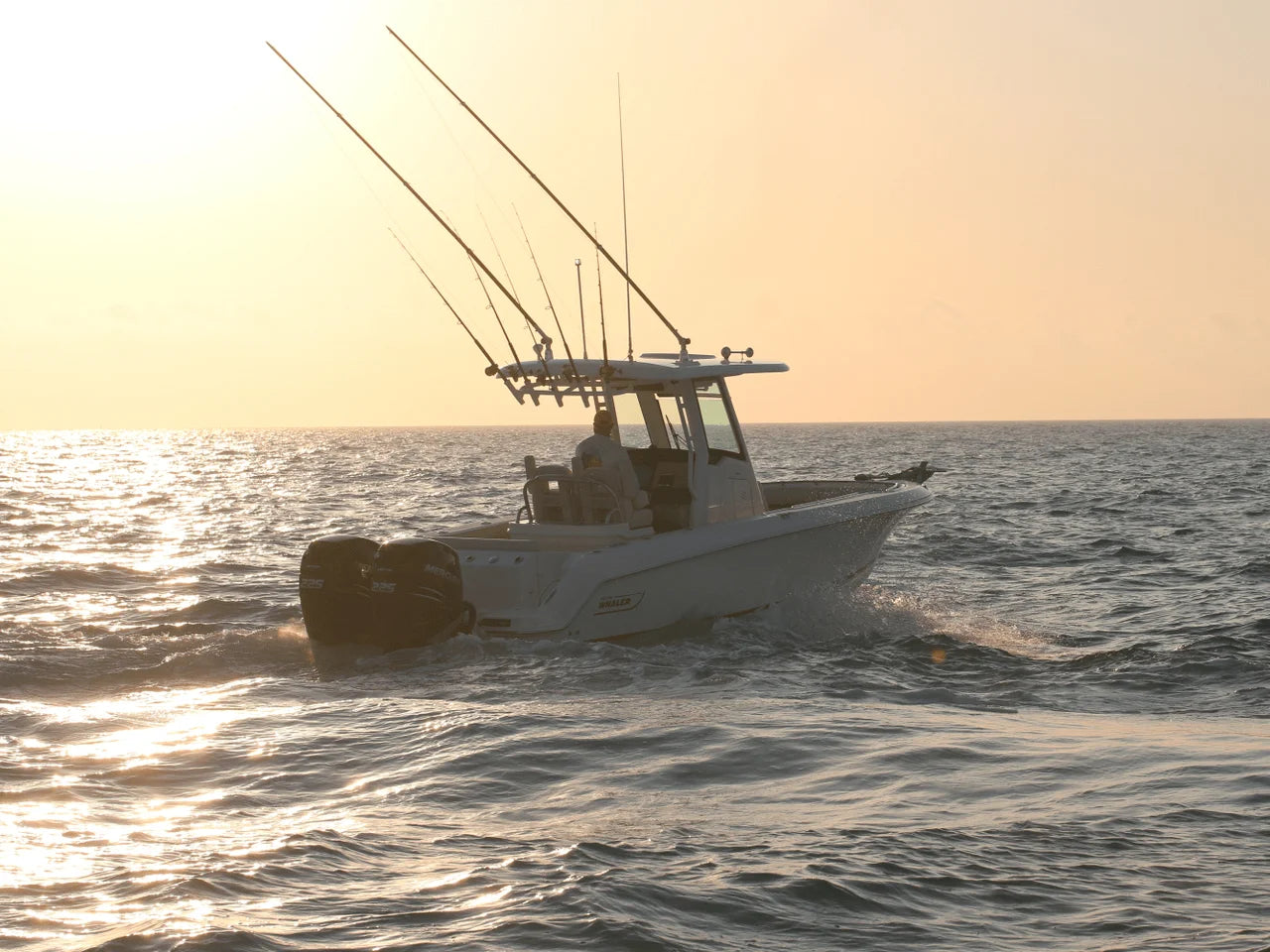 2027 Boston Whaler 250 Outrage 25.0 feet, Pompano Beach, Florida #16
