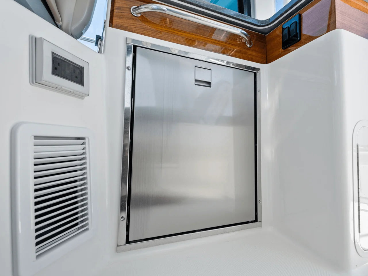 2025 Boston Whaler 365 Conquest 36.0 feet, St Petersburg, FL #80