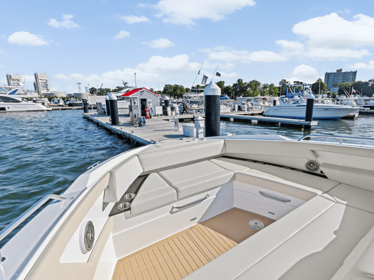 2025 Cruisers Yachts 42 GLS Outboard 42.0 feet, Quincy, MA #30