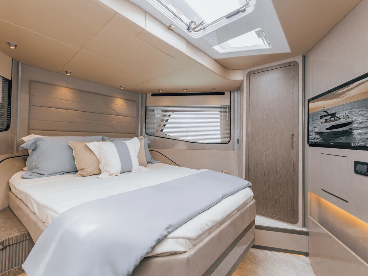2027 Cruisers Yachts 57 FLY 57.0 feet, Naples, Florida #95