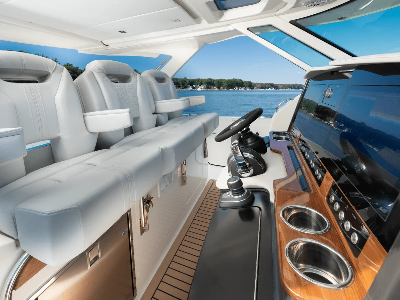2025 Tiara Yachts LS 38 38.0 feet, Inuvik, Northwest Territories #27