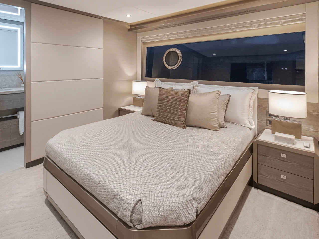 2025 Ocean Alexander 27R 88.0 feet, Pompano Beach, FL #70
