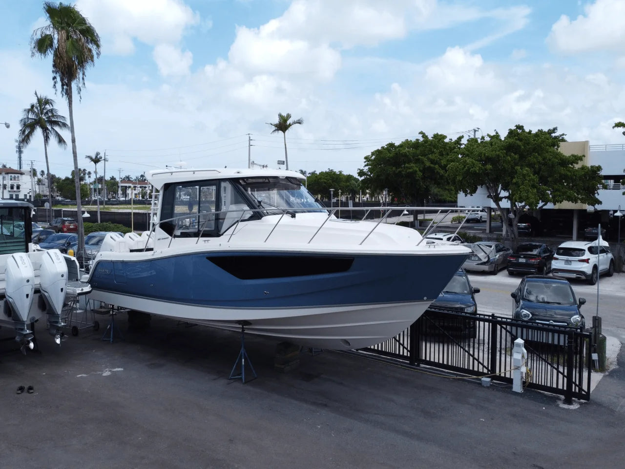 2025 Boston Whaler 365 Conquest 36.0 feet, Naples, Florida #1