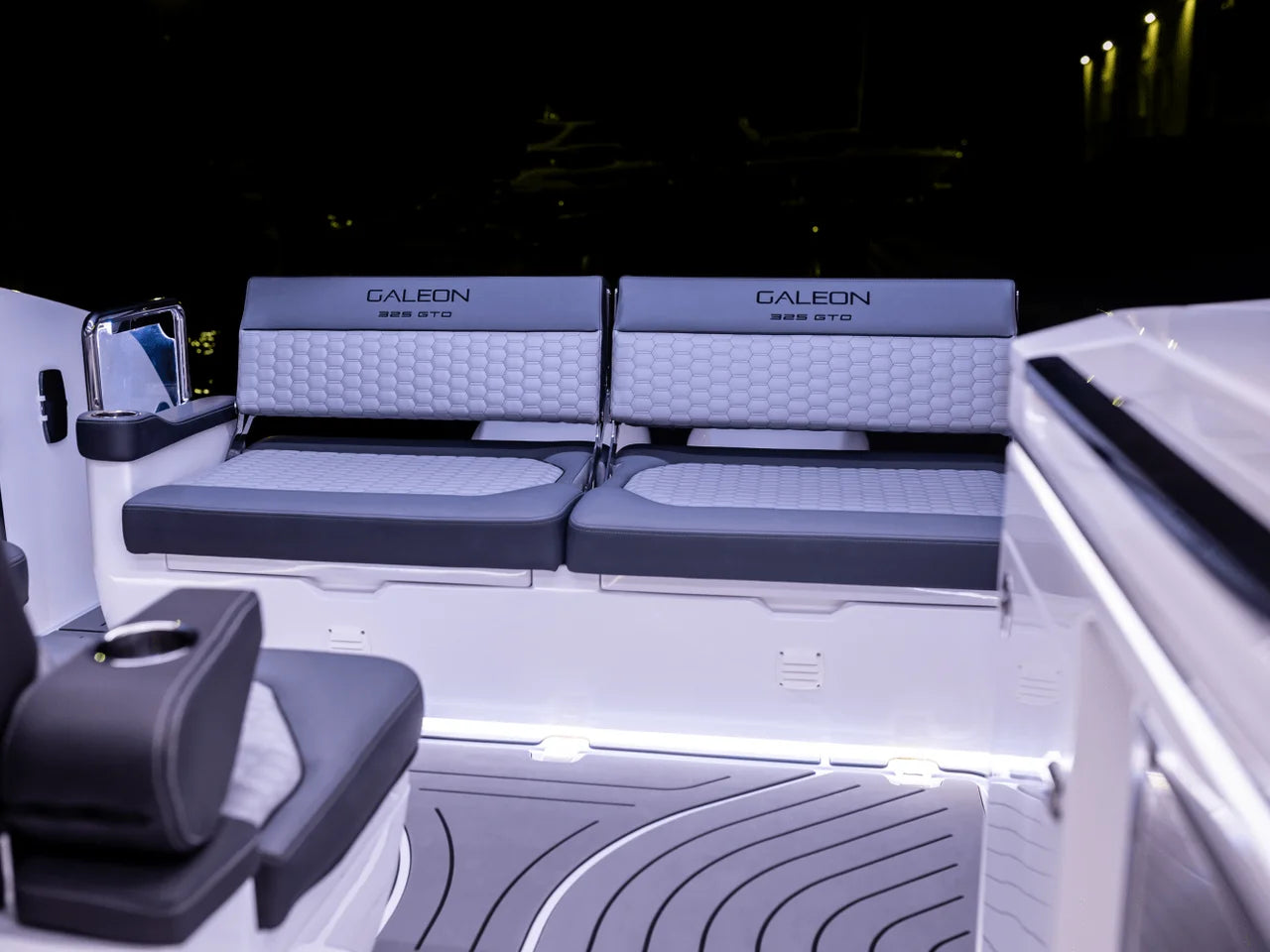 2024 Galeon 325 GTO 32.0 feet, Stuart, Florida #16