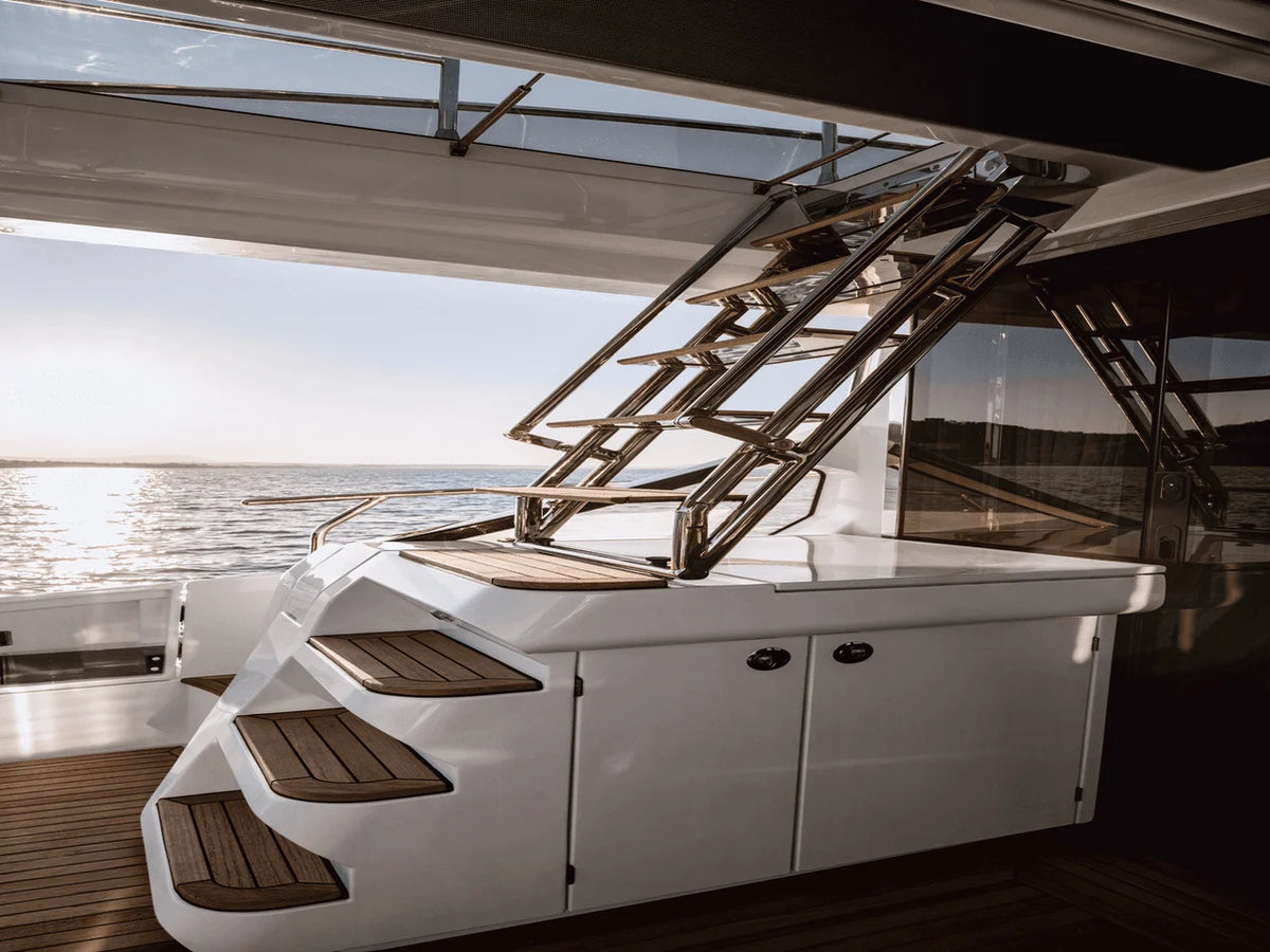 2027 Azimut S6 59.0 feet, Inuvik, Northwest Territories #13