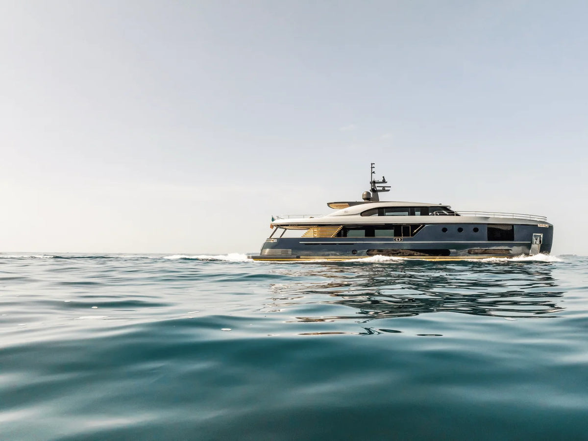 2027 Azimut Magellano 30M 98.0 feet, Inuvik, Northwest Territories #13