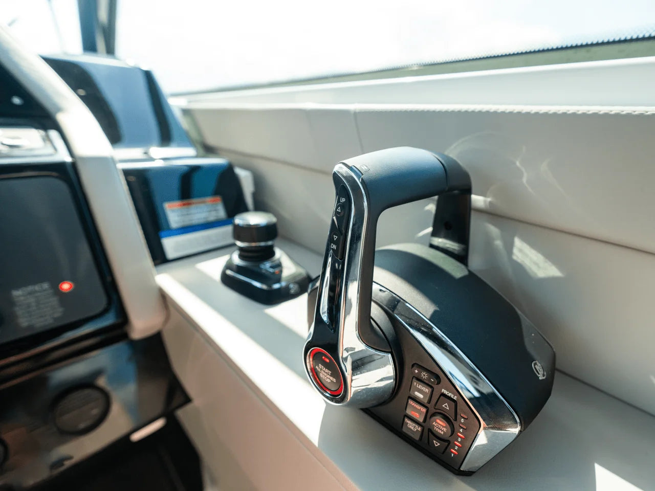 2027 Cruisers Yachts 34 GLS Outboard 34.0 feet, Sarasota, FL #121