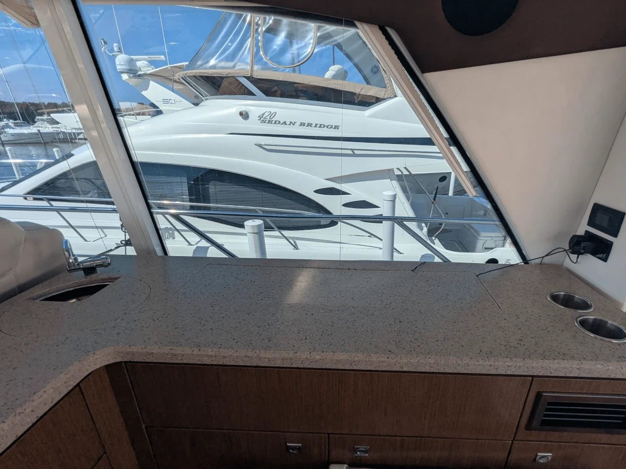 2013 Cruisers Yachts 48 CANTIUS 48.0 feet, Baltimore, MD #35