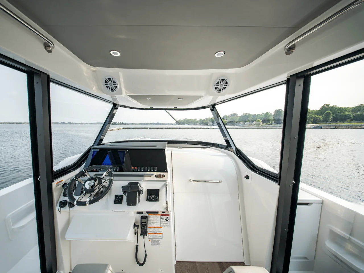 2026 Cruisers Yachts 38 VTR EC 38.0 feet, Inuvik, Northwest Territories #14
