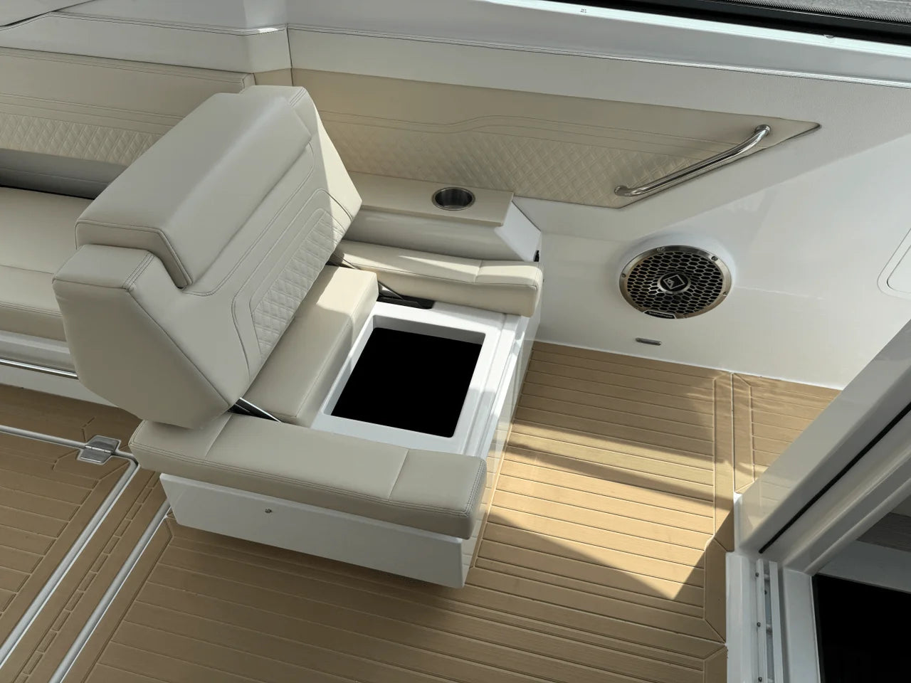 2026 Cruisers Yachts 34 GLS 34.0 feet, Excelsior, Minnesota #30