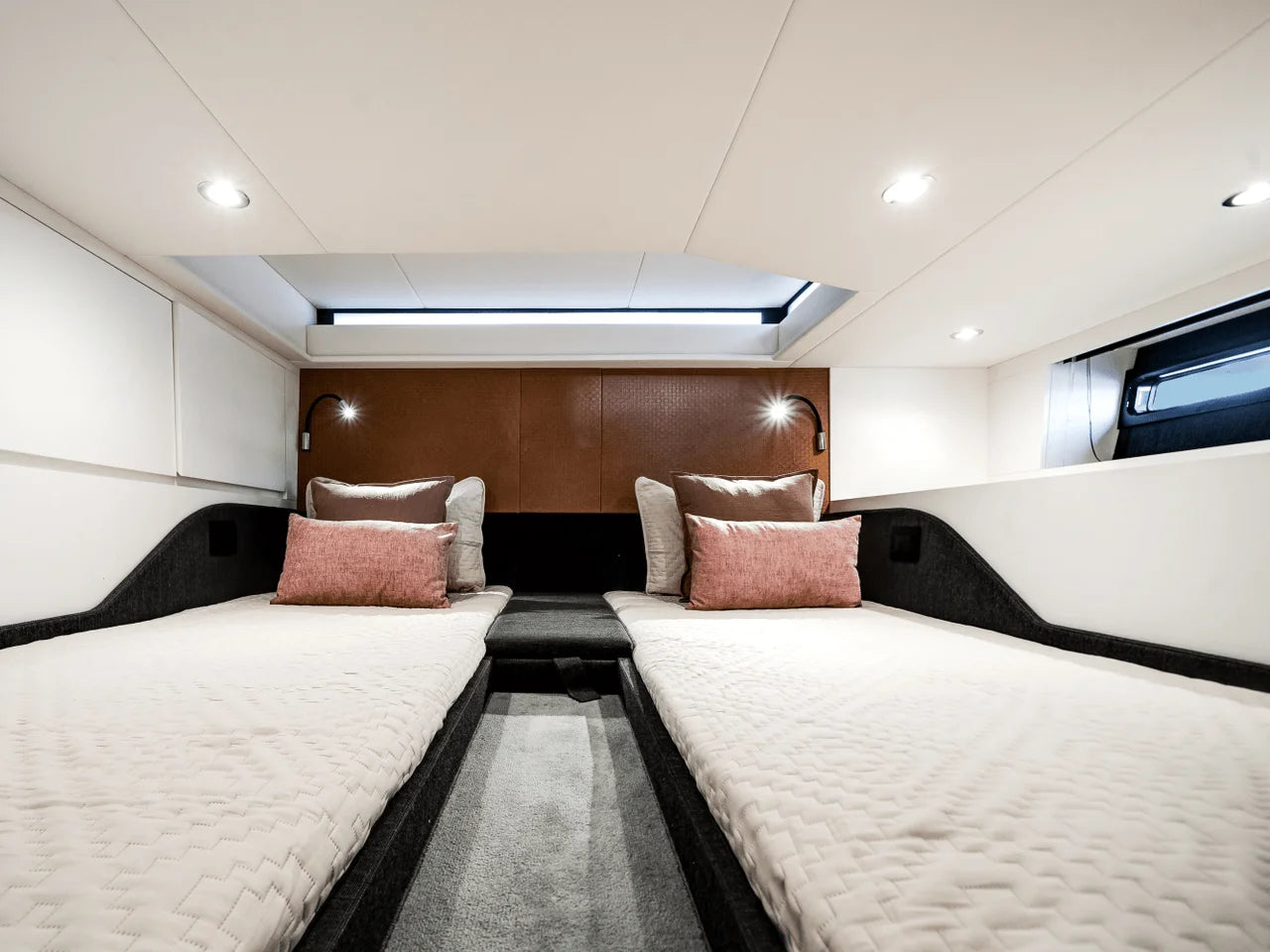 2021 Azimut Verve 47 47.0 feet, Naples, FL #37